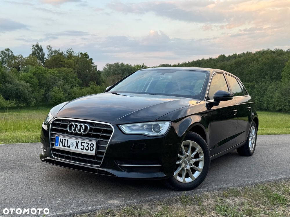 Audi A3 Sportback - 1
