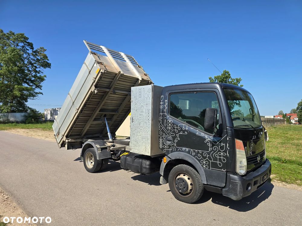 Nissan Cabstar