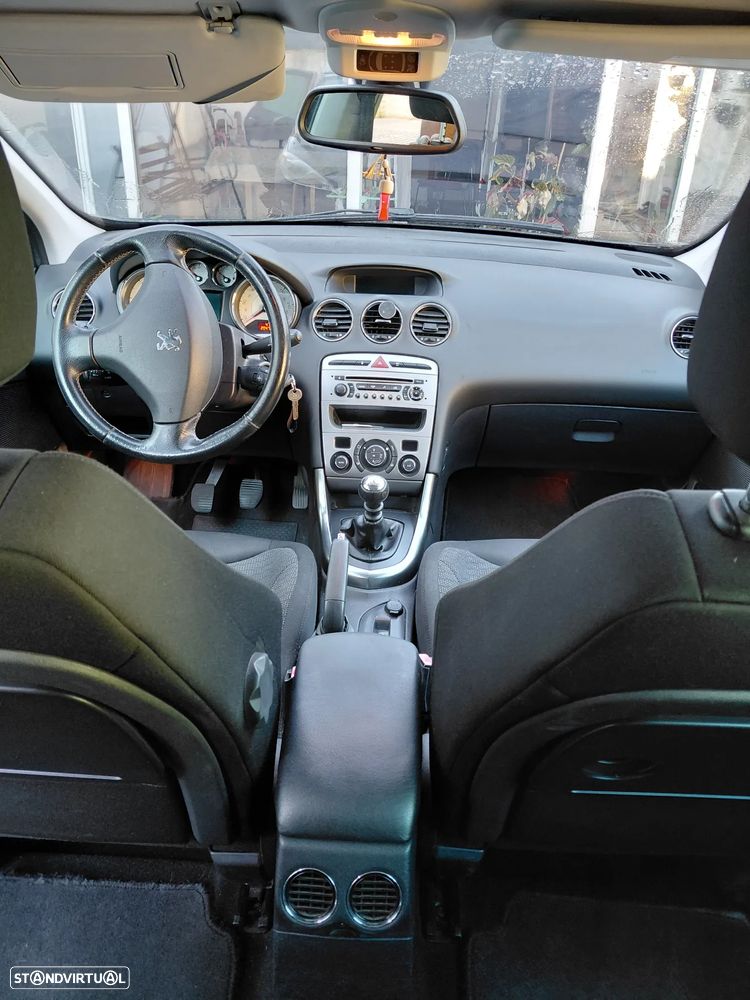 Peugeot 308 SW 1.6 HDi Executive CVM6 - 4