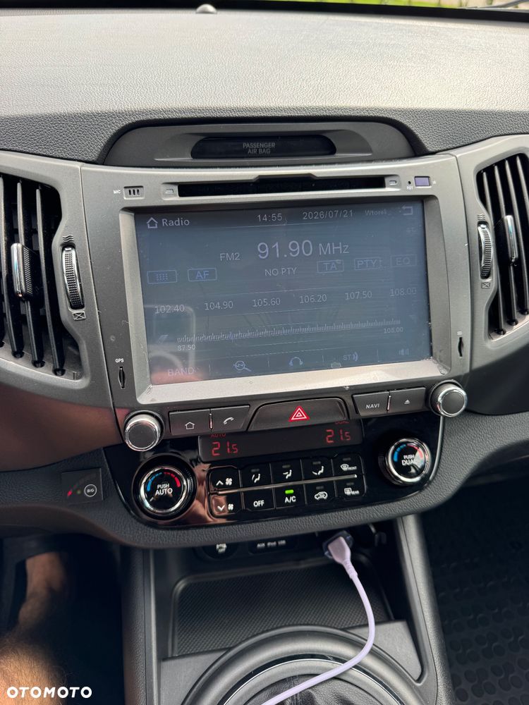 Kia Sportage 2.0 L - 6