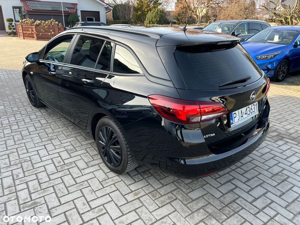 Opel Astra - 4