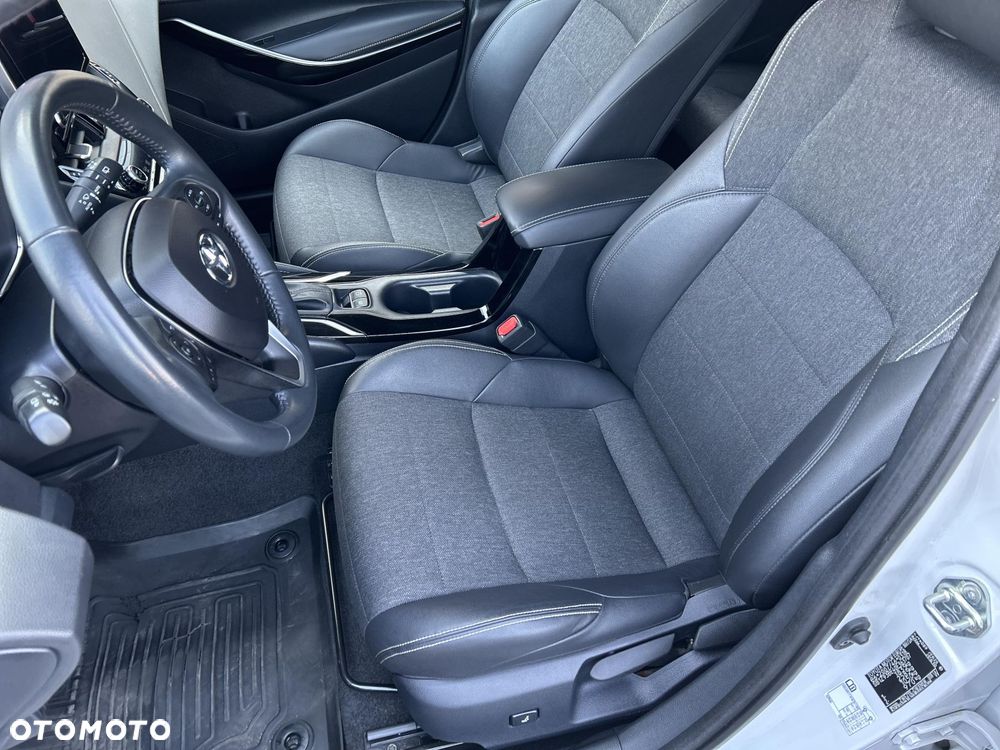 Toyota Corolla 1.8 Hybrid Comfort - 14
