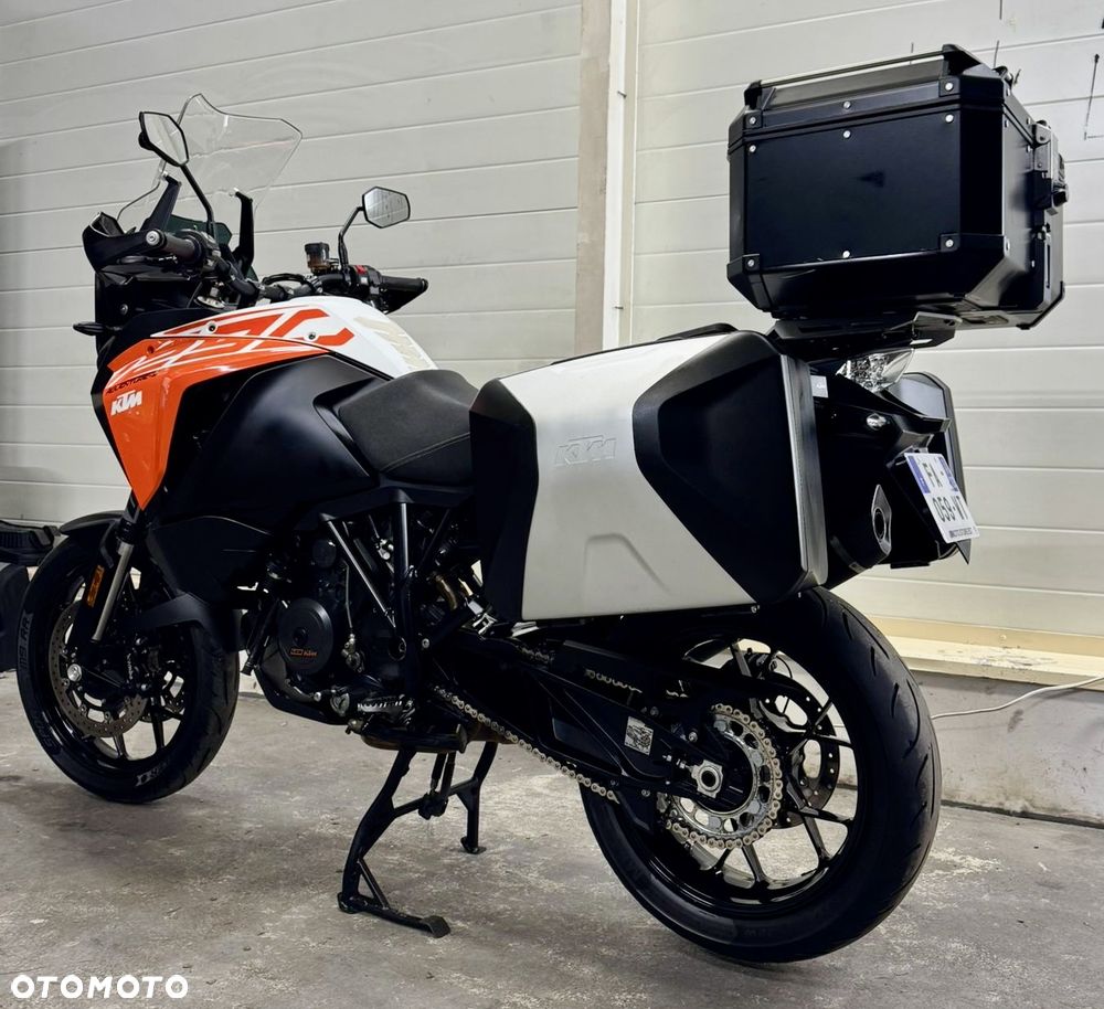 KTM Adventure - 13