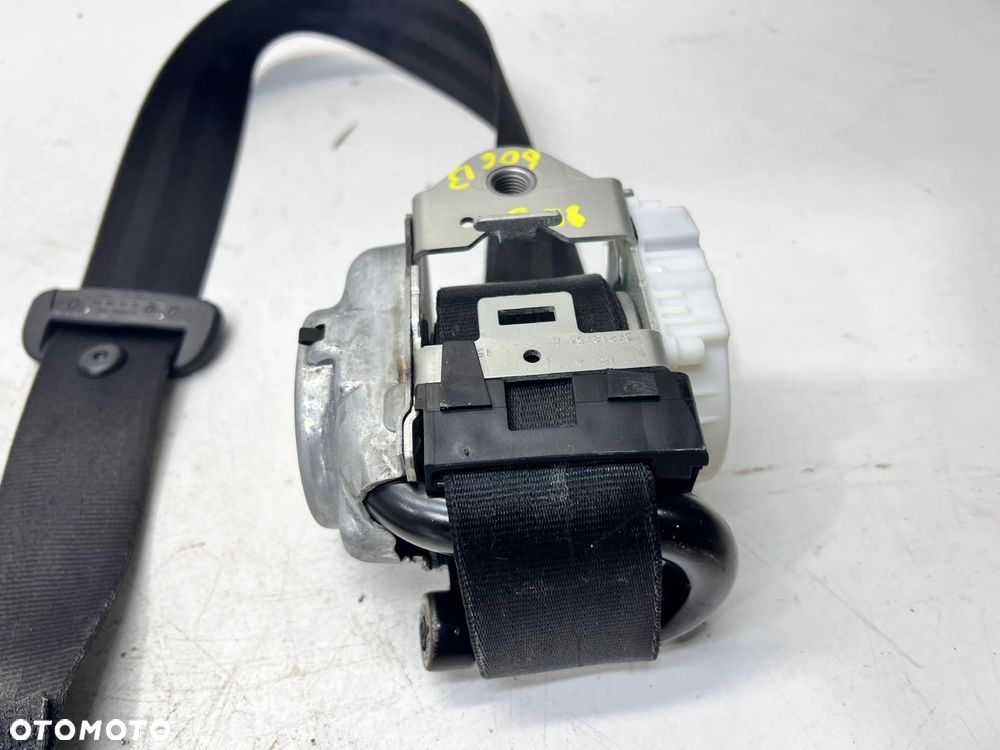PAS BEZPIECZEŃSTWA PRAWY TYŁ AUDI A5 8W 8W8857806B USZKODZONY - 6