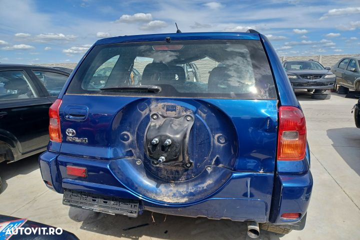 Far stanga Toyota RAV4 2 [2000 - 2003] Crossover 5-usi 2.0 D MT AWD ( - 5
