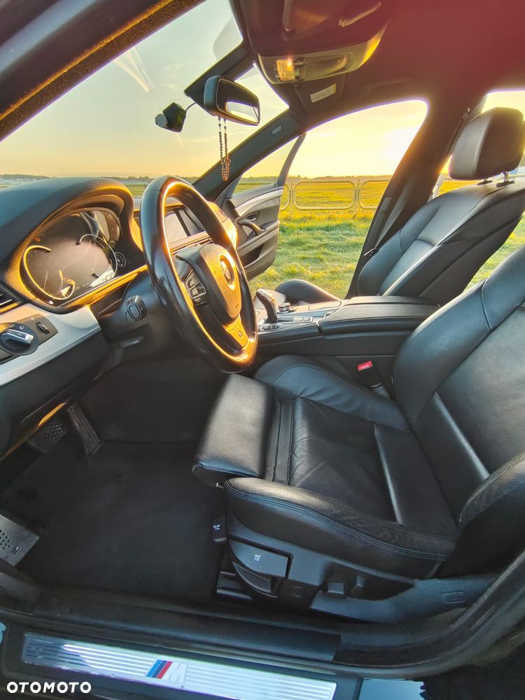 BMW Seria 5 520d Sport-Aut - 17