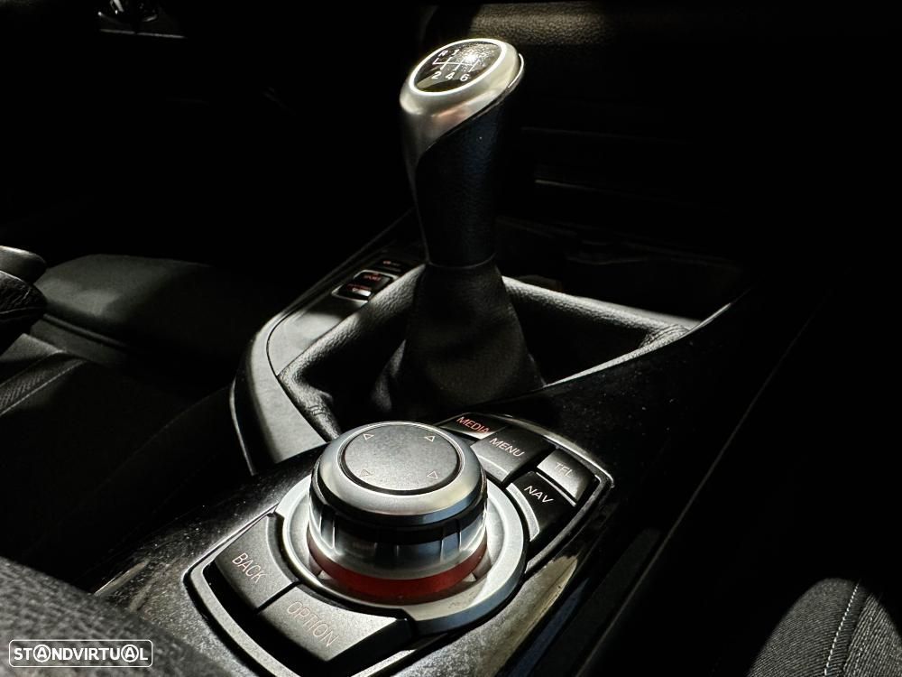 BMW 116 d EDynamics Line Sport - 28