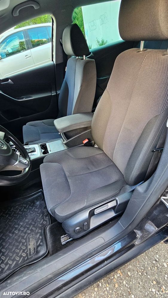 Volkswagen Passat 2.0 TDI DSG Comfortline - 10
