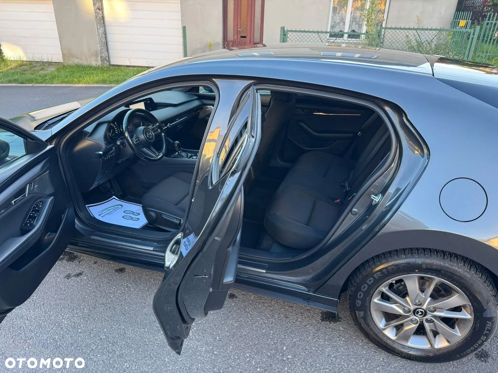 Mazda 3 - 10