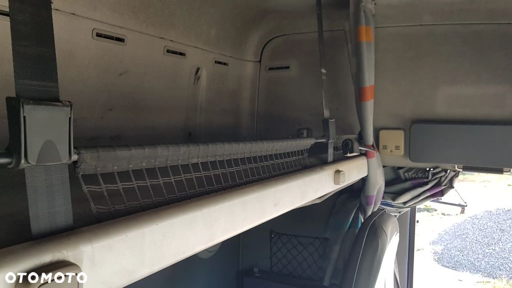 KABINA VOLVO FH KOMPLETNA - 4