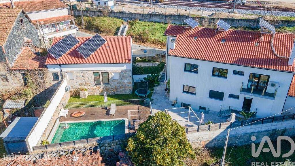 Moradia isolada T4 em Ovoa e Vimieiro de 124 m2 - Grande imagem: 2/36