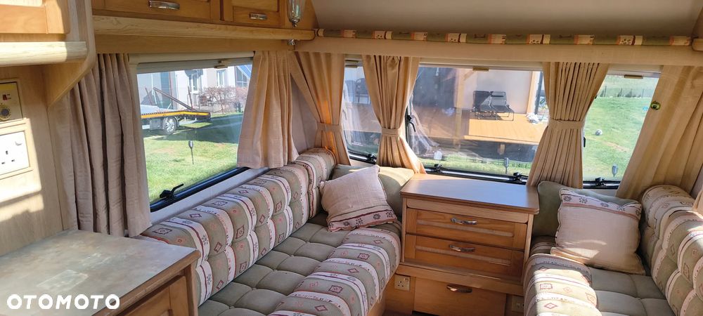Elddis Firestorm - 24