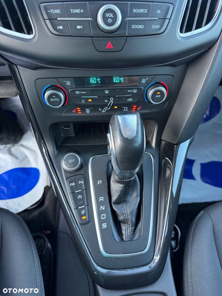 Ford Focus - 30