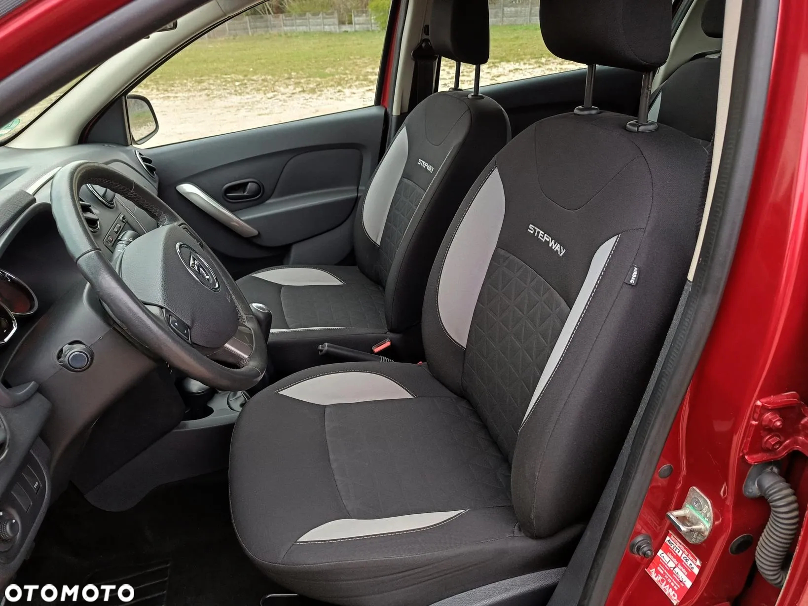 Dacia Sandero Stepway TCe 90 Prestige - 24