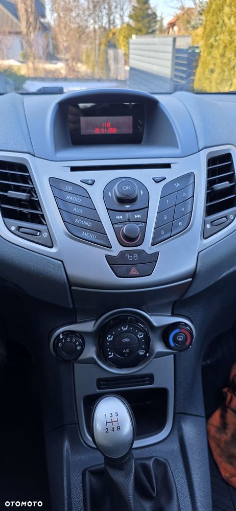 Ford Fiesta 1.25 Trend - 11