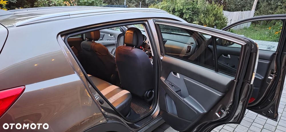 Kia Sportage 2.0 CRDI L AWD - 10