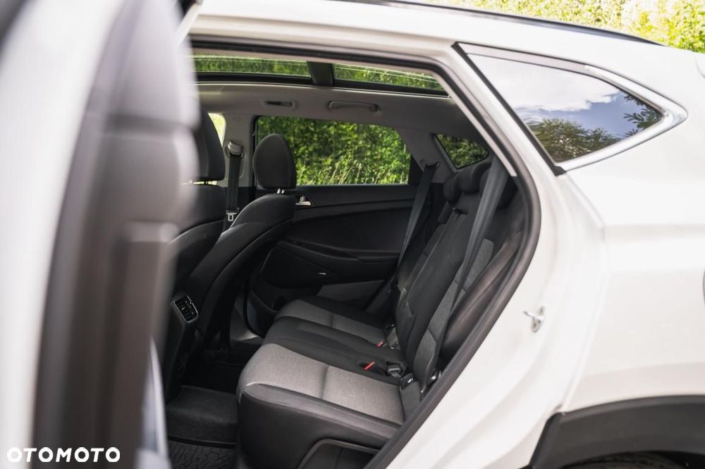 Hyundai Tucson - 25