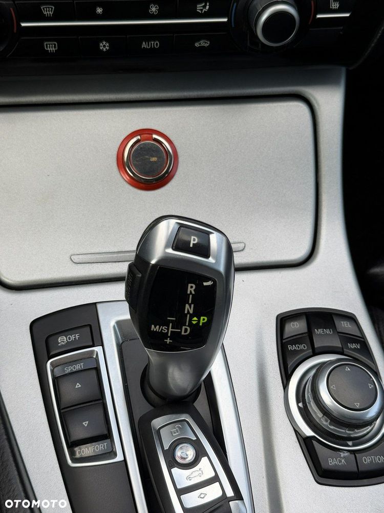 BMW Seria 5 530d xDrive Sport-Aut Luxury Line - 17
