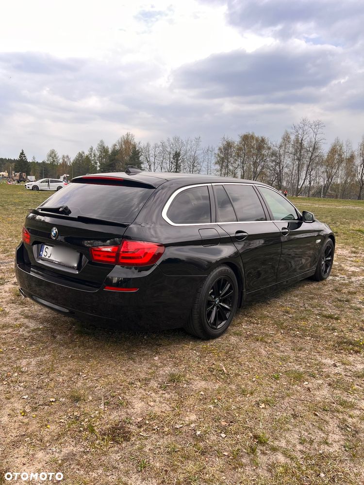 BMW Seria 5 520d - 5