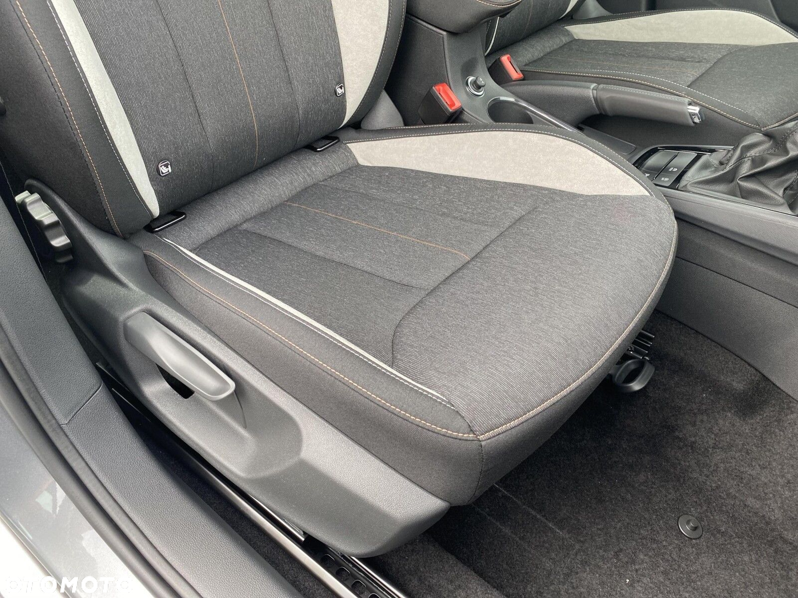 Skoda Kamiq 1.0 TSI Edition 130 DSG - 39