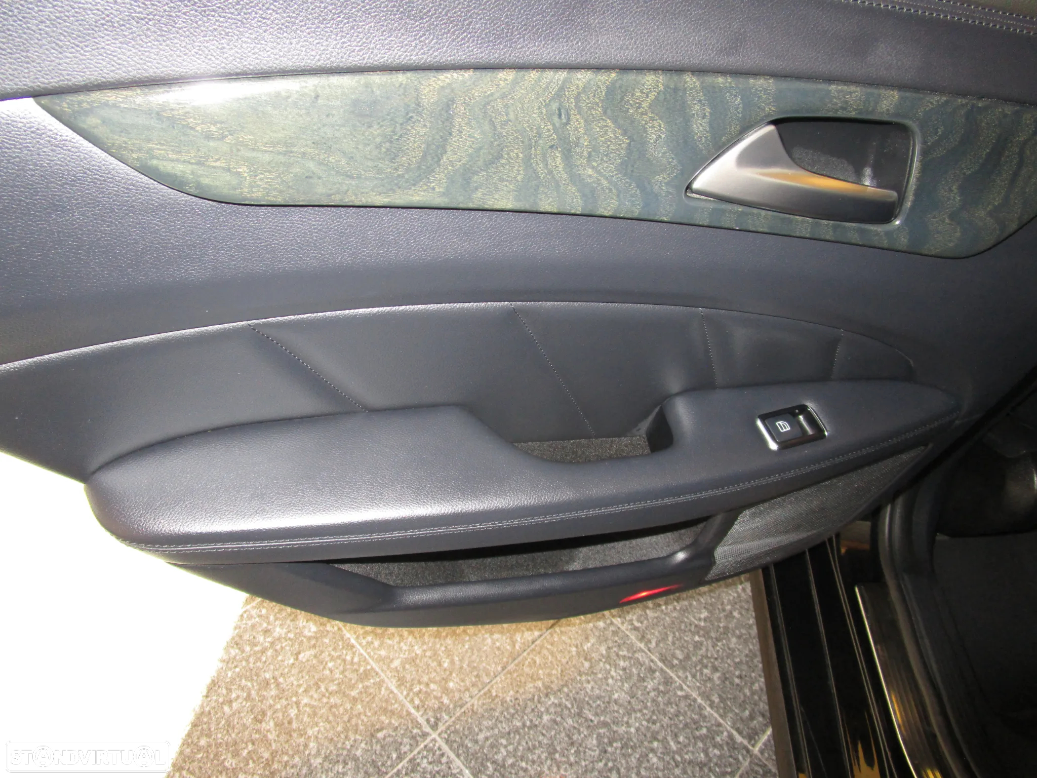 Mercedes-Benz CLS 250 Shooting Brake CDI DPF BlueEFFICIENCY 7G-T Edition 1 - 11