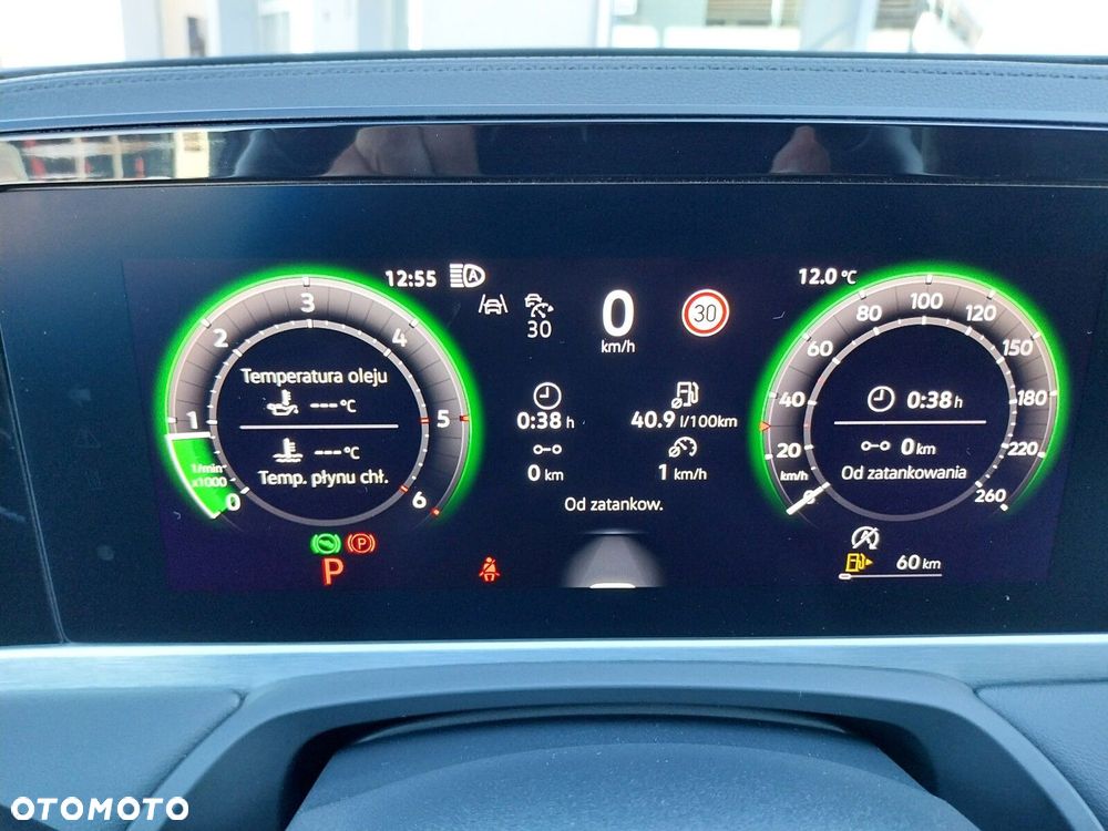 Volkswagen Passat - 19