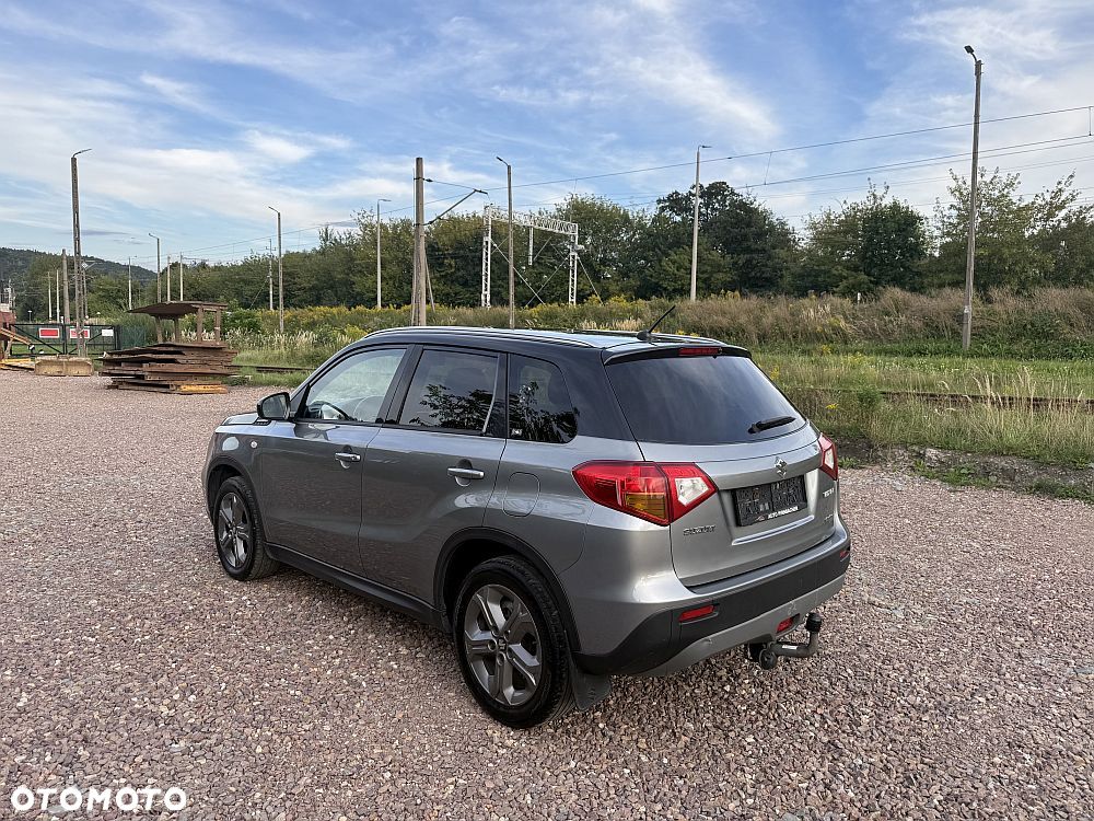Suzuki Vitara 1.6 DDiS (4x4) Allgrip Comfort - 4