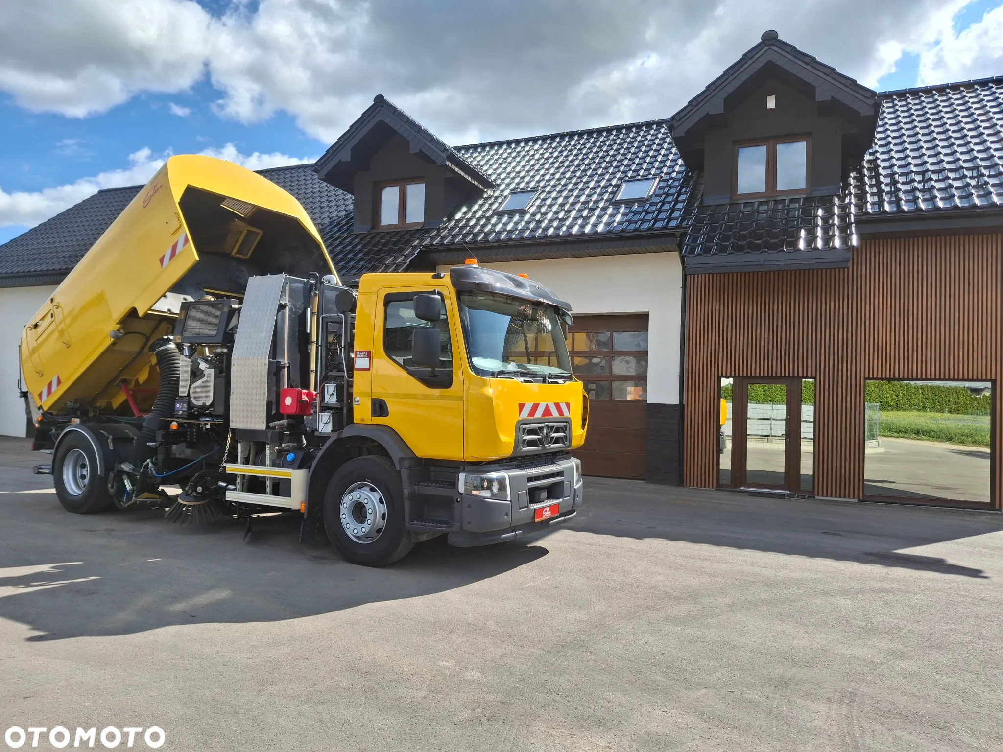Renault C280 Zamiatarka SEMAT Zoeller FAUN Karcher 2 Silniki Rura Do Liści Listwy Ciśnieniowe Lanca 2 Zbiorniki Wody Szczotki L/R 2018r Euro 6 Motogodziny: 740MTH - 9