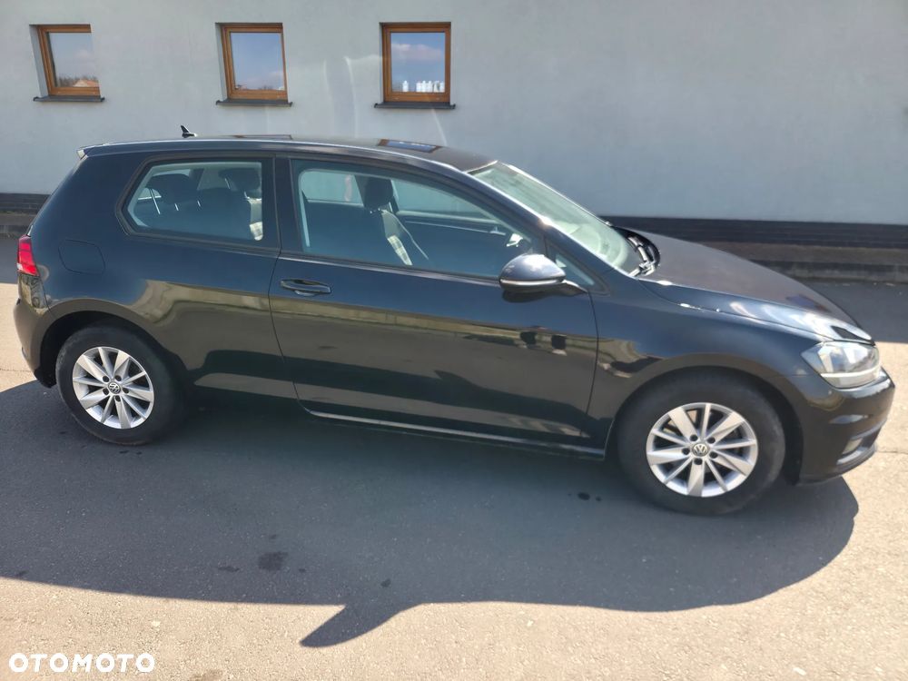 Volkswagen Golf 1.6 TDI BlueMotion Trendline - 5