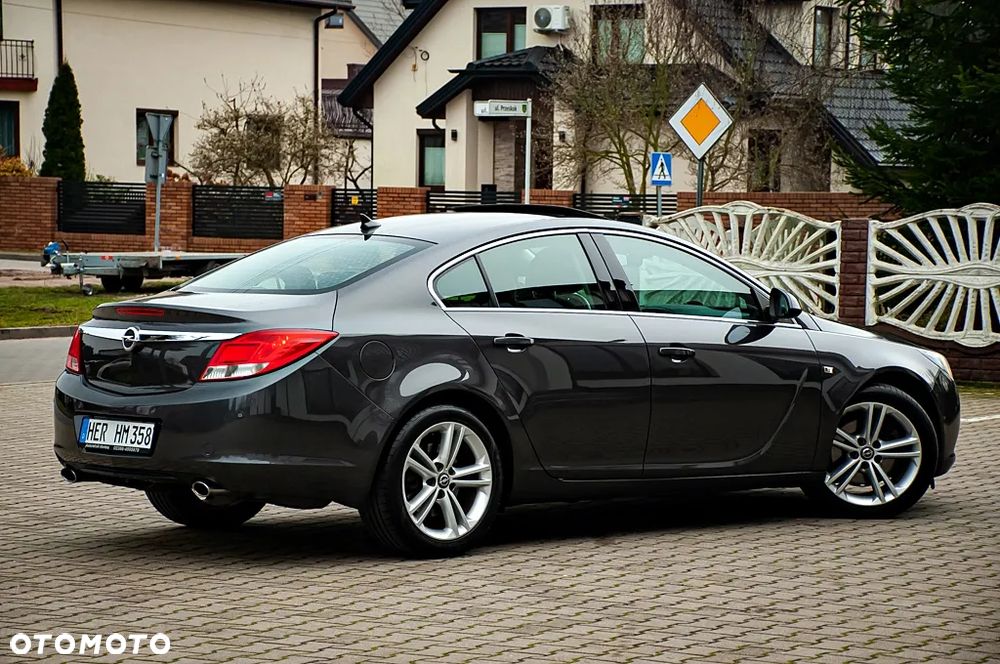 Opel Insignia 1.6 Turbo Sport - 9