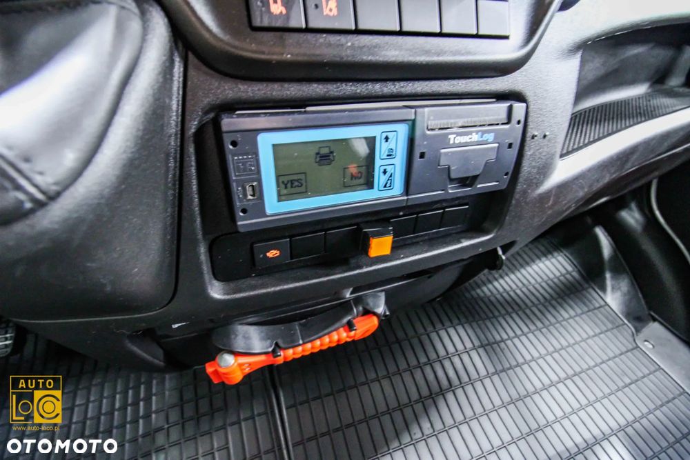 Iveco DAILY 35S18 CHŁODNIA / MROŹNIA FRCX / 2 x AGREGAT - 16