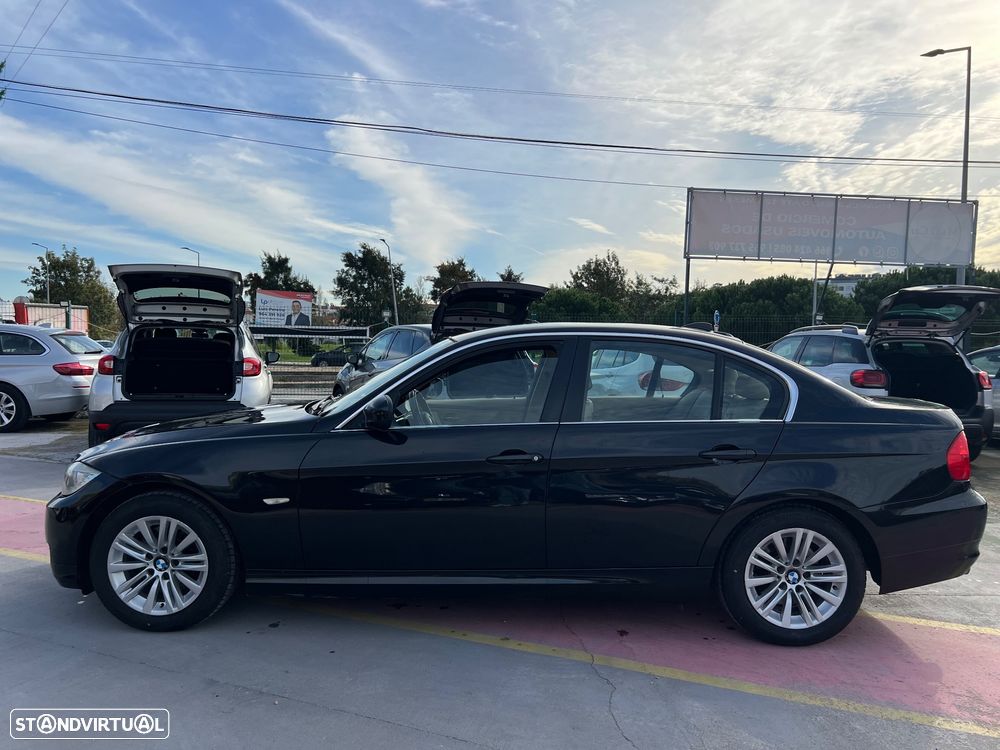 BMW 320 d Navigation Auto - 8