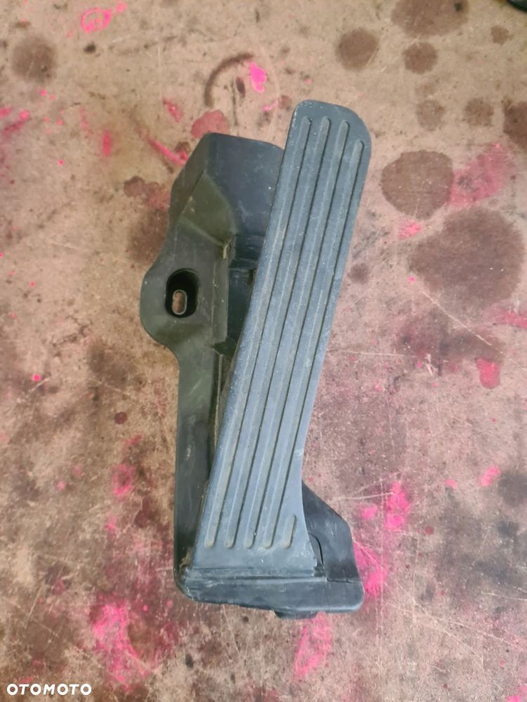 Potencjometr Pedał Gazu 1K2721503K VW Seat Skoda - 1