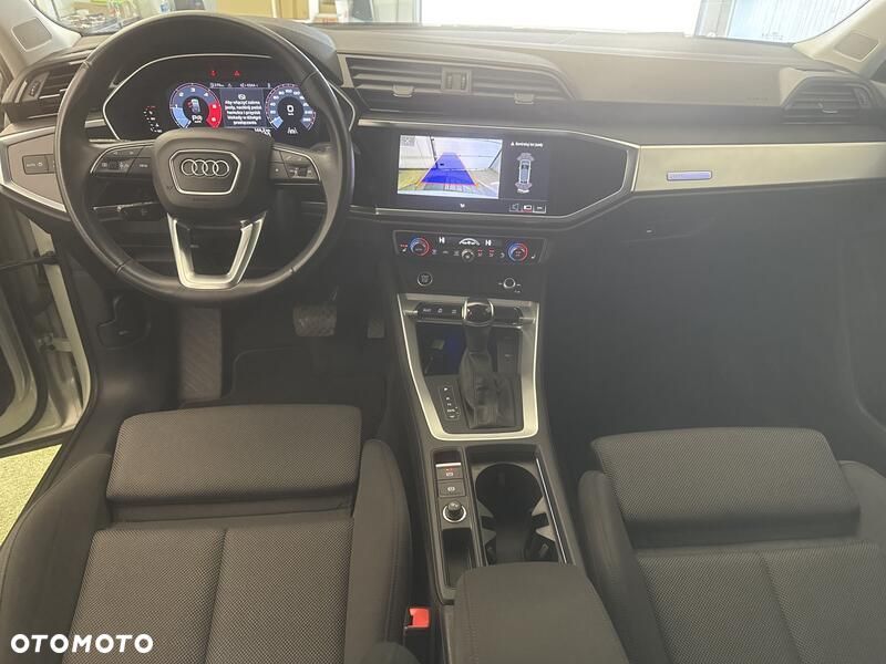 Audi Q3 - 22