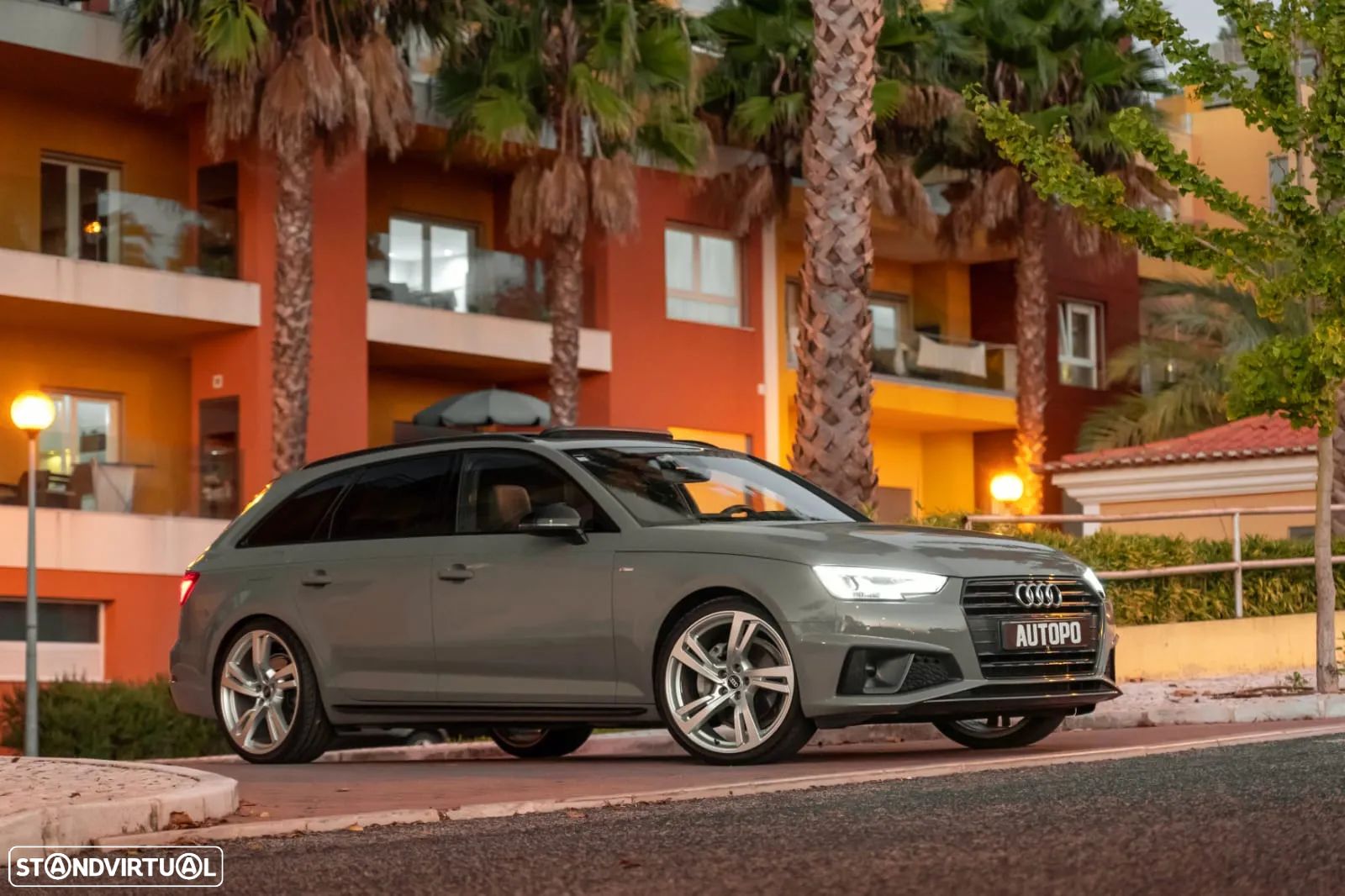 Audi A4 Avant 40 TDI S line S tronic - 1