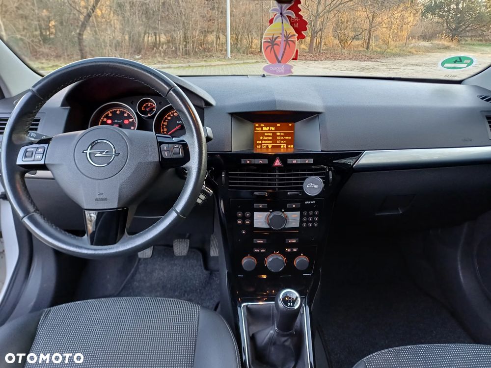 Opel Astra 1.4 Cosmo - 21