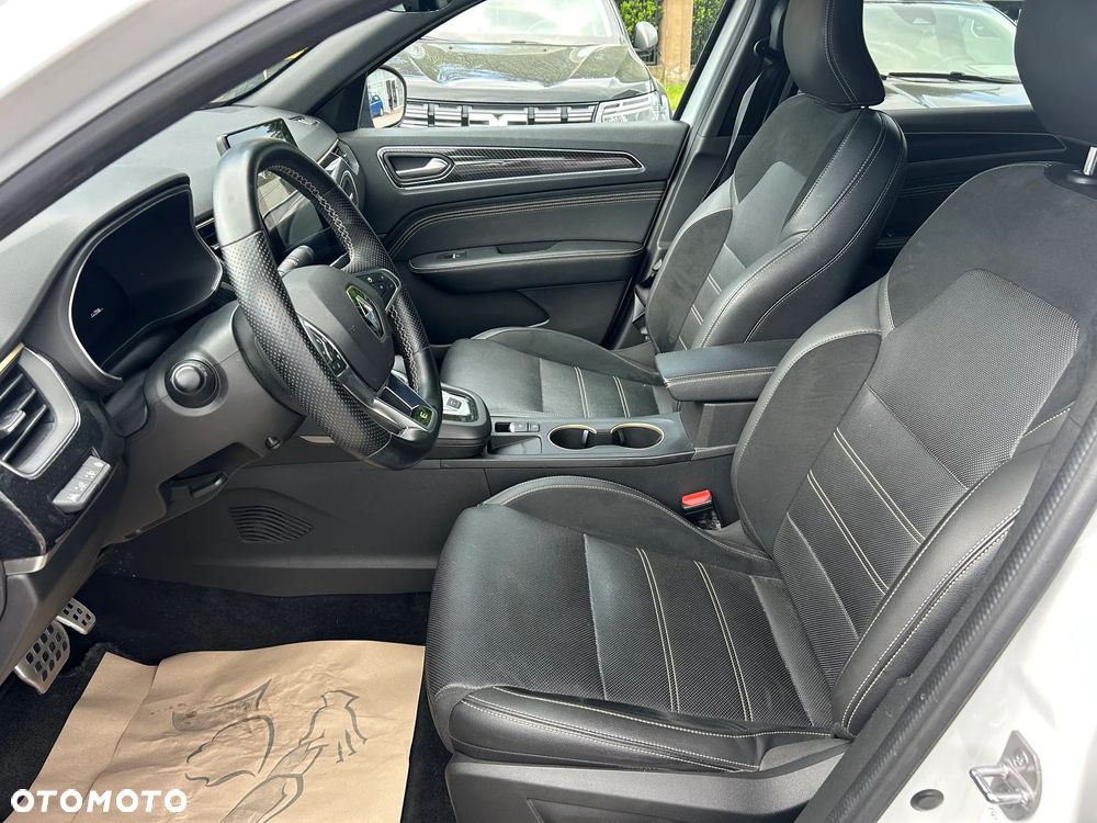 Renault Arkana 1.6 E-TECH R.S Line MMT - 9