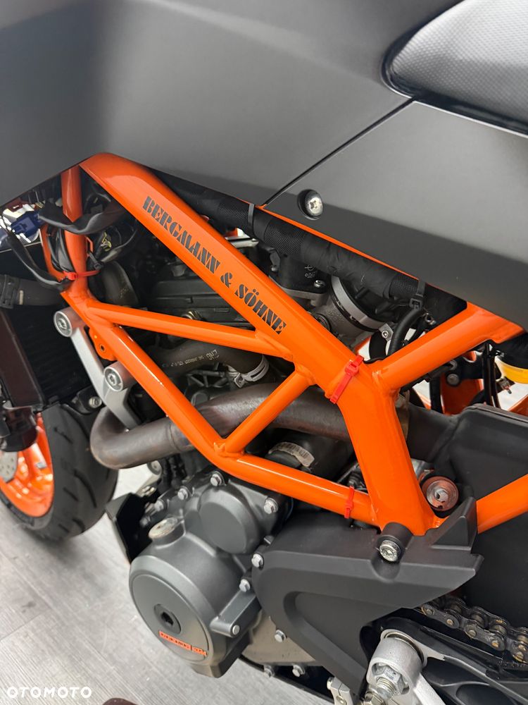 KTM Duke 390 - 19