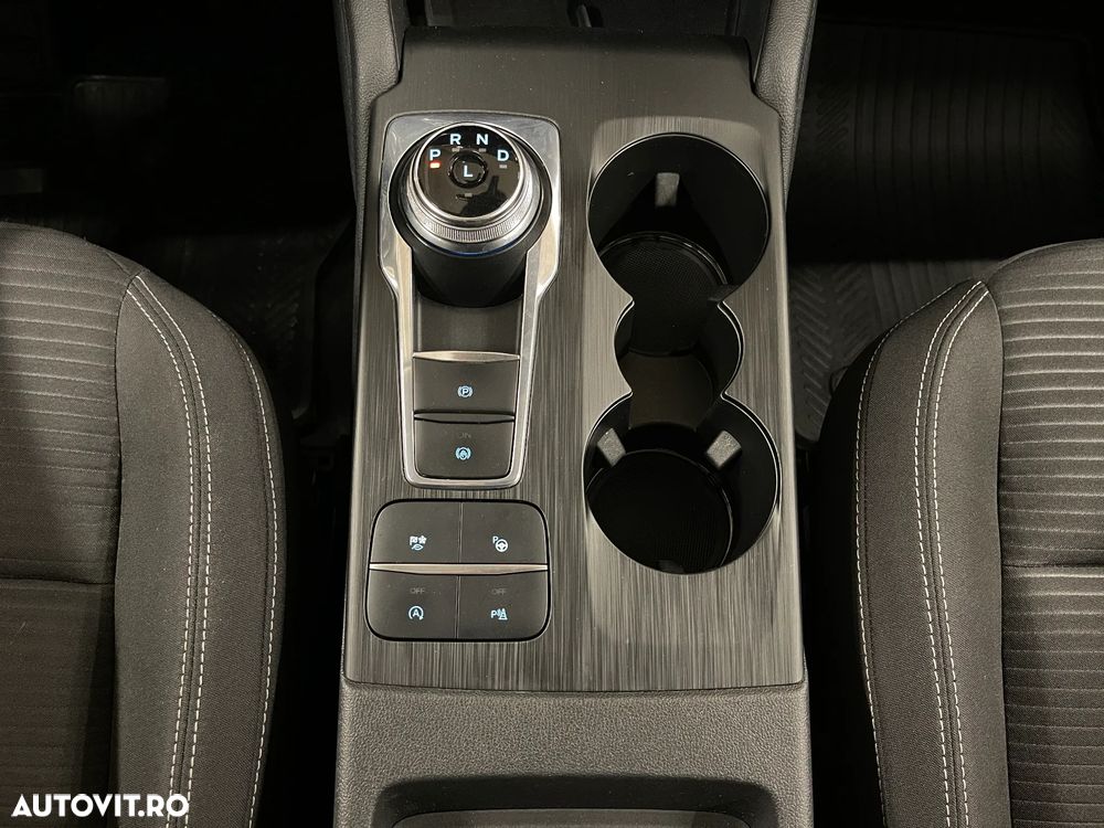 Ford Kuga 2.0 EcoBlue A8 AWD Titanium - 22