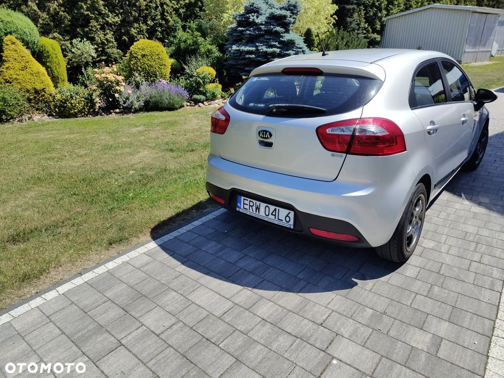 Kia Rio 1.2 M - 7