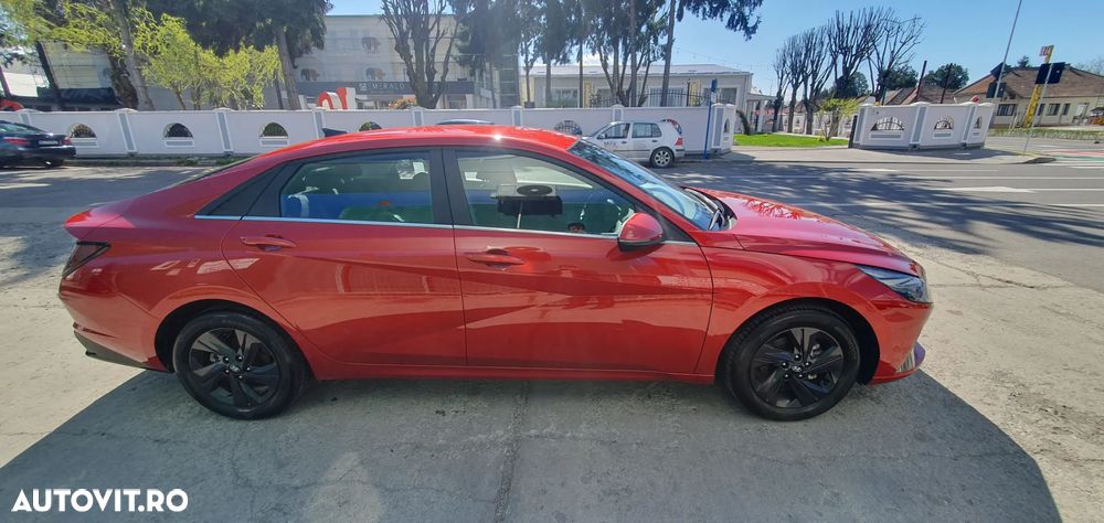 Hyundai Elantra 1.6 l 123 CP CVT Highway - 6