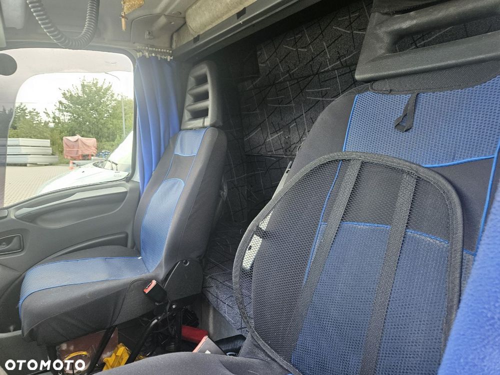 Iveco 70c17 chłodnia, izoterma, agregat, kabina sypialna. - 6