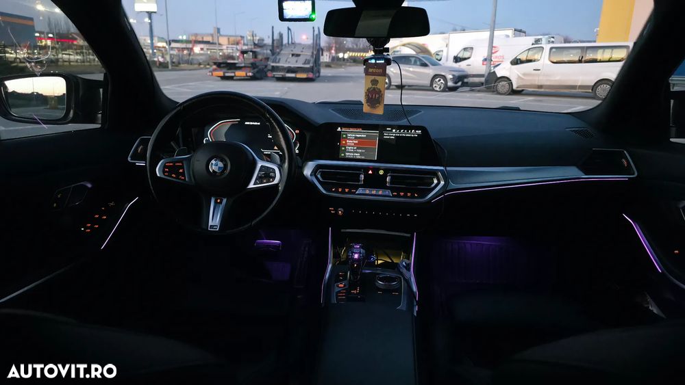 BMW Seria 3 320d xDrive AT MHEV - 30