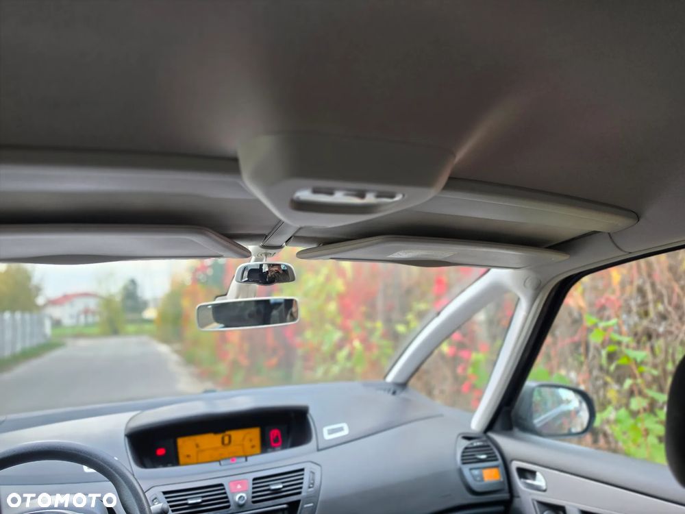 Citroën C4 Picasso - 29