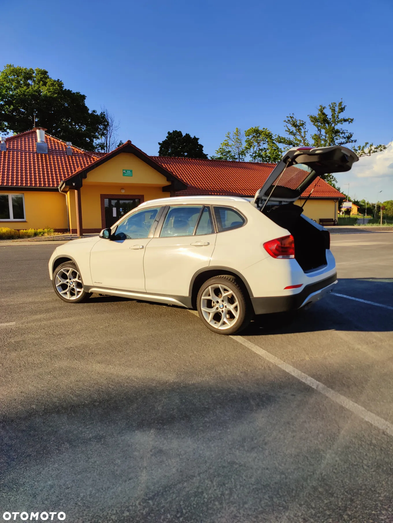 BMW X1 xDrive18d xLine - 23