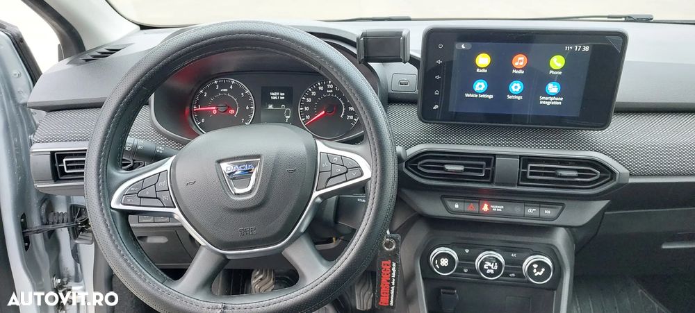 Dacia Sandero TCe 90 MT5 Comfort - 9