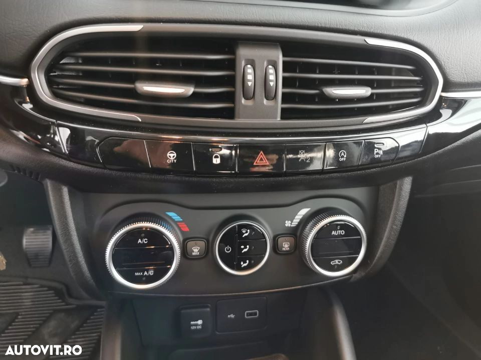Fiat Tipo 1.0 Final City Cross - 16