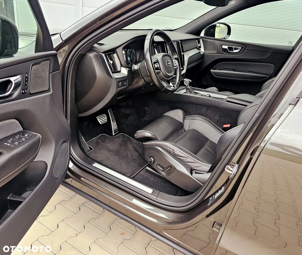 Volvo XC 60 D4 Geartronic RDesign - 6