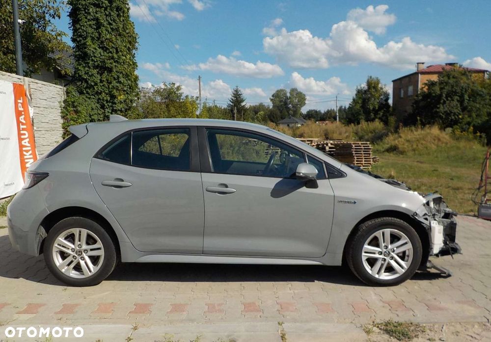 Toyota Corolla - 12