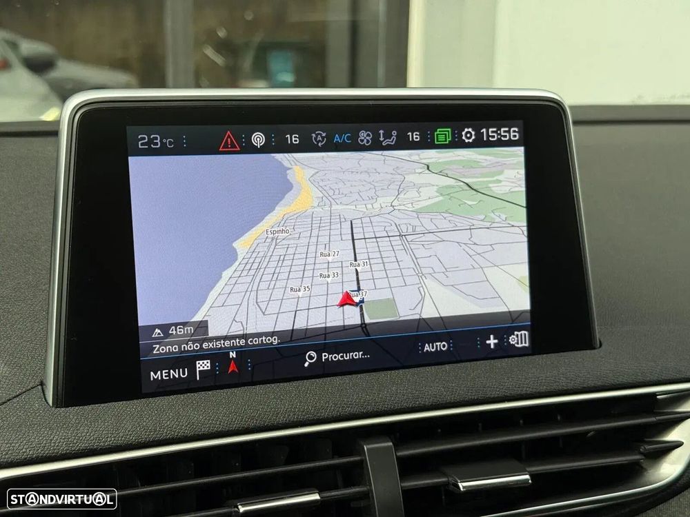 Peugeot 5008 1.5 BlueHDi Allure EAT8 - 24